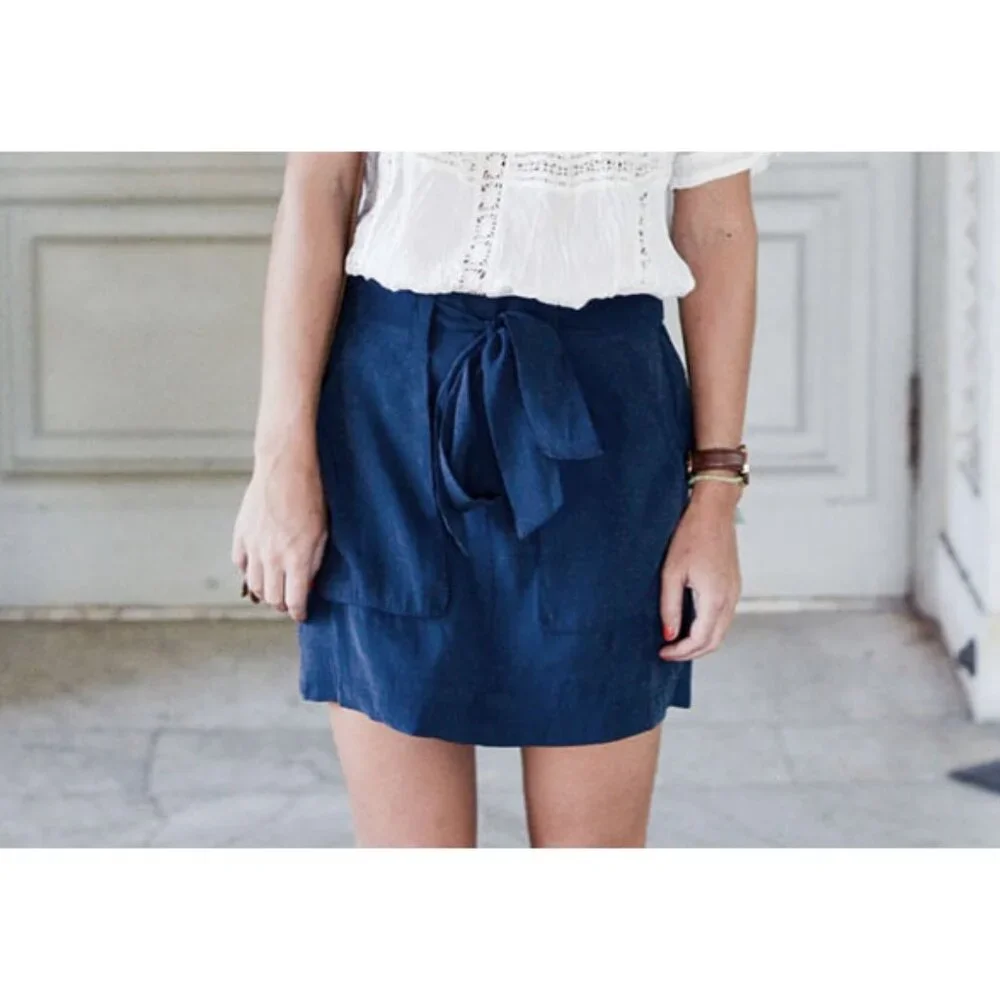 Old Navy Tie-Belt Soft Skirt Midnight River Distressed Cargo Utility Belted Mini